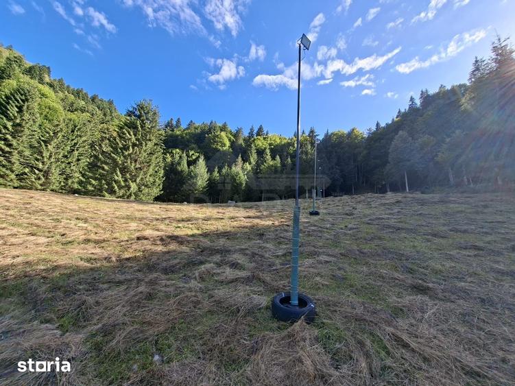 Teren de 6200 mp, în Lunca
