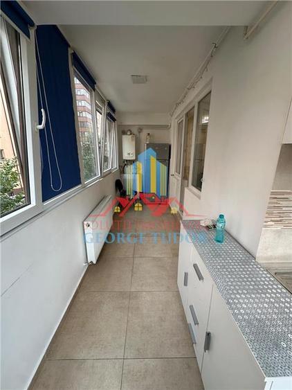Apartament cu 3 camere decomandat, mobilat în Militari