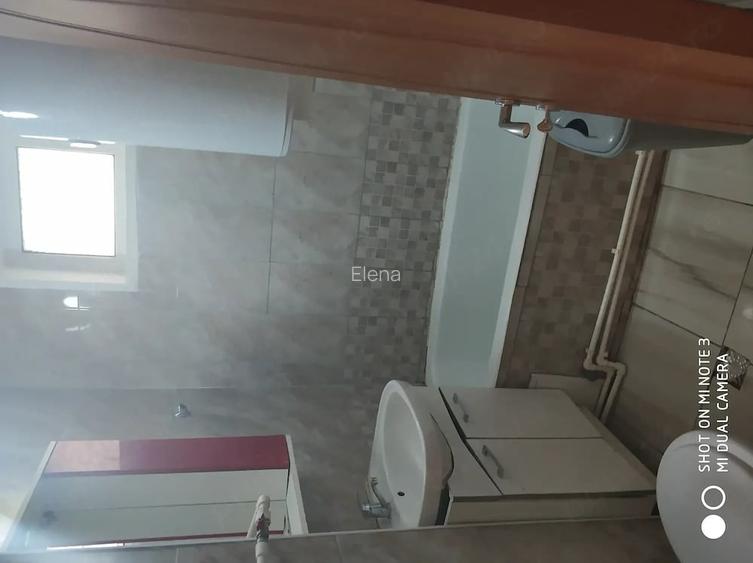 Inchiriez apartament 3 camere sector 4 Bucure?ti