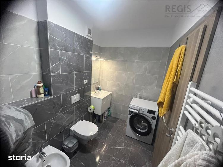 Apartament cu 2 camere semidecomandat, mobilat în Tractorul