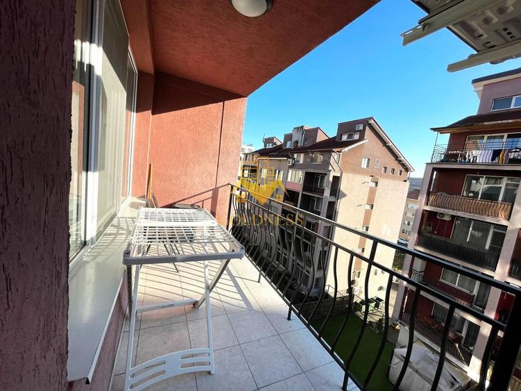 Apartament cu 2 camere semidecomandat, mobilat în Borhanci