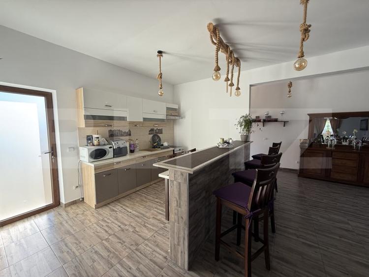 Hotel/Pensiune, de 170.13999938965 mp, în Lazuri