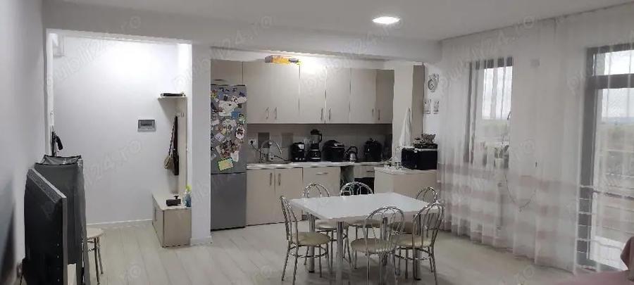 Apartament cu 2 camere decomandat în Ciritei