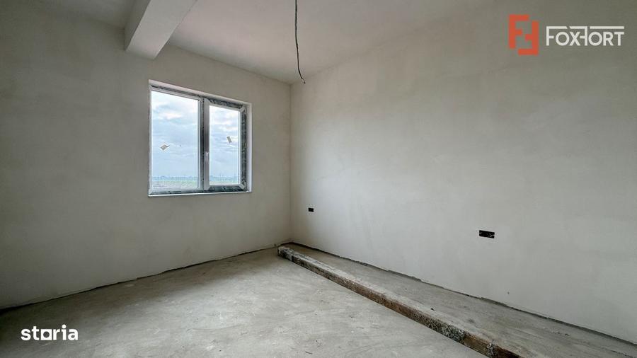 Duplex cu 5 camere de 128 mp utili si teren de 410 mp, zona Giarmata V - 12
