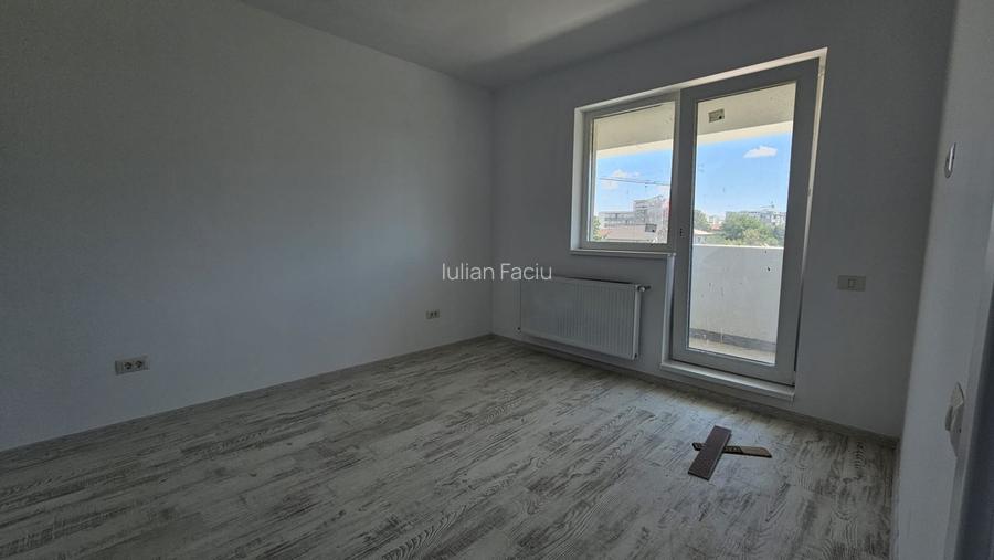 Apartament 2 camere decomandat cu terasa 22 mp.