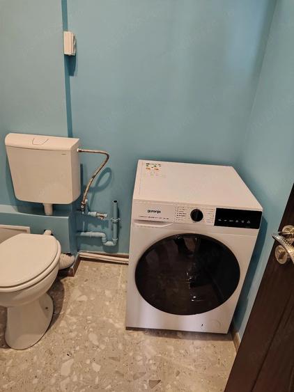 Apartament cu 4 camere decomandat în Exterior Vest