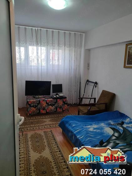 Garsonieră semidecomandată în Micro 39