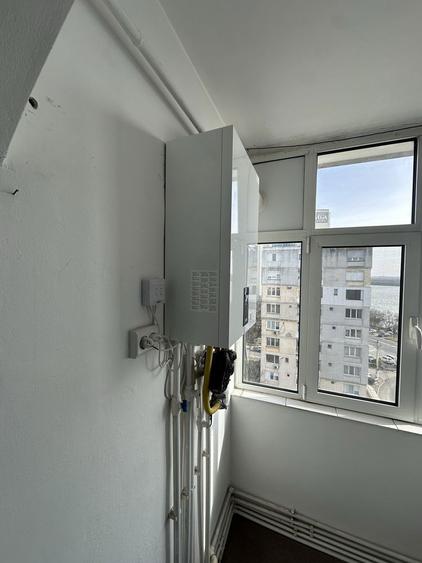 Vind apart 3 decomandat cu vedere la Dunare zona ultracentrala - 3