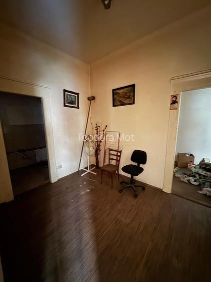 Apartament cu 2 camere semidecomandat în P-ța Unirii