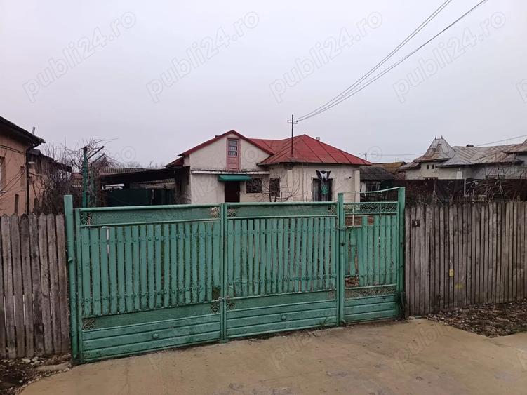 Casa de vanzare in Dambovi?a - 1