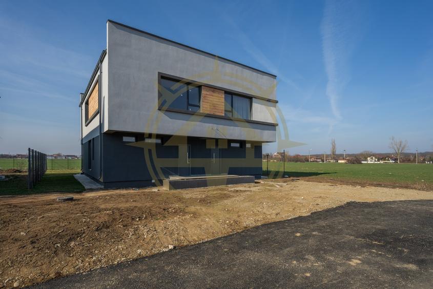 DOM00248 - Comision 0 Harmony Residence | Vile spatioase | Piscina complex - 6