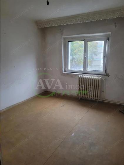 Apartament 3 camere ,zona Tic Tac - 8