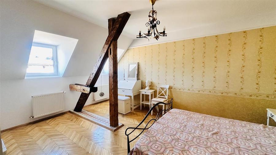 Apartament în casa 5camere - scara interioara - Magazin Star - 4