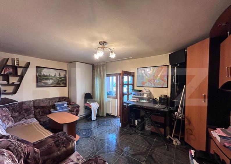 Apartament cu 2 camere, 55 mp, decomandat, zona Stefan cel M - 1