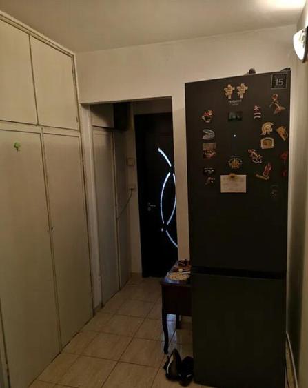 Apartament 2 camere,zona Rovine - 3