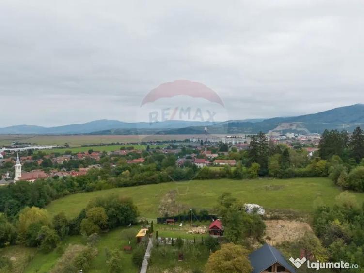 Proiect autorizat (AC) pentru constructia a 4 vile indivi... - 2