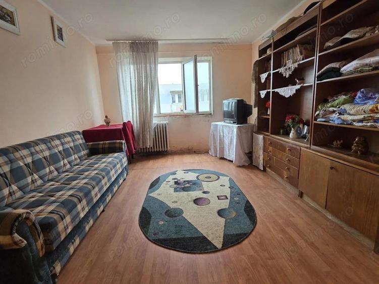 De vanzare garsoniera de buget Strada Condorilor, (uzina Aerostar). - 10