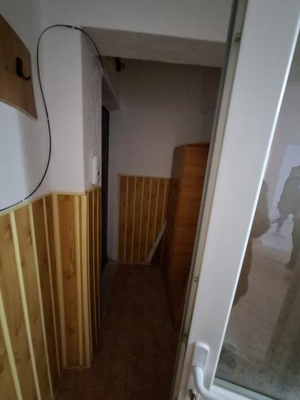 Va ofer spre achizitie un apartament sub pret de garsoniera 2 camere et 2/4 Bahn - 3