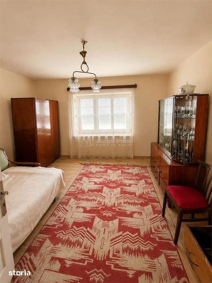Casa generoasa de vanzare la tara - 5