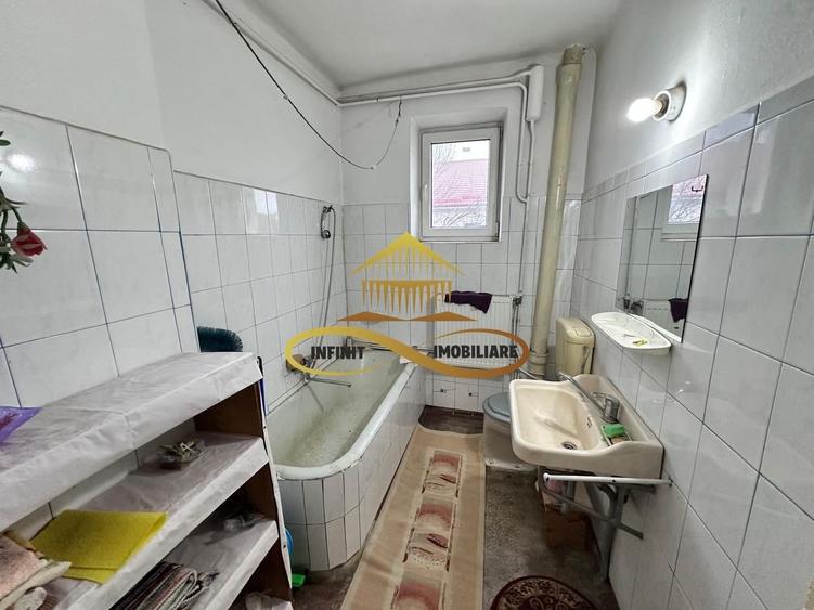 De vanzare apartament 2 camere decomandate Aviatori Bacau - 7