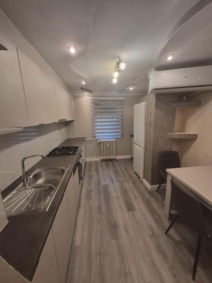 Inchiriez apartament cu 3 camere - 4