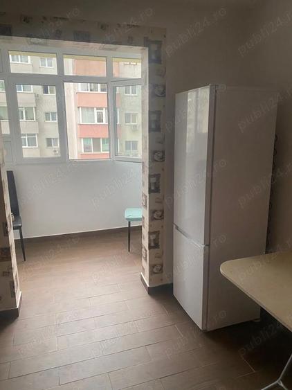 Ap 3 camere, Dristor, Bd Rm Sarat, et 6 8, loc de parcare - 2