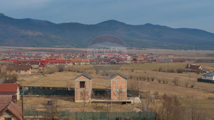 COMISION 0% Casa Individuala La Rosu cu teren de 4000 mp in Crizbav - 3