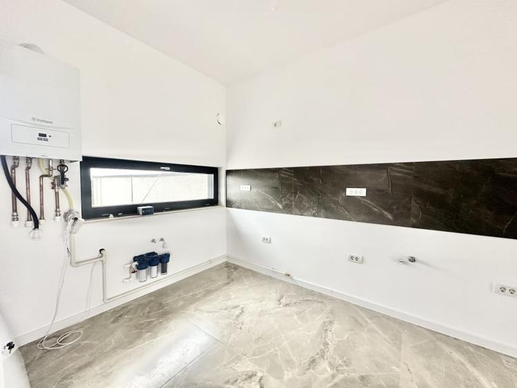 Duplex pe parter cu 3 camere si 2 bai - Mosnita Noua - 6