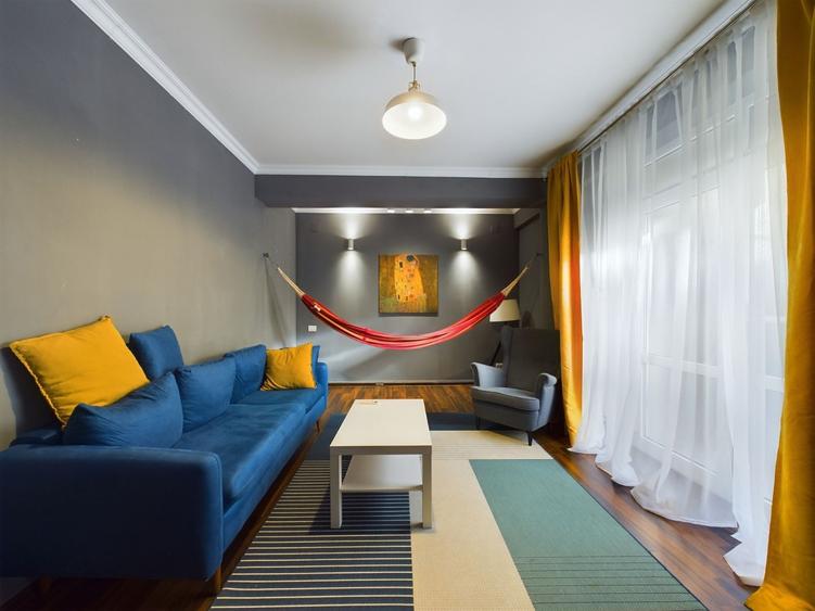 UNIRII - Bloc 2010 - 123 Mp. - Ideal Achiziție- Apartament 3 Camere Disponibil - 4