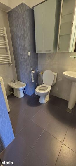 Zamca-bloc nou- 2 camere decomandate + loc de parcare - 10