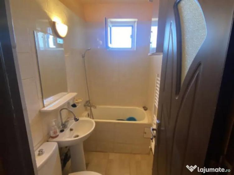 Apartament 3 camere decomandat,etaj 4/4 Bld. Racoteanu, 45 0 - 9