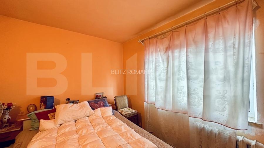 Apartament cu 2 camere, bloc cu acoperis, zona Rogerius