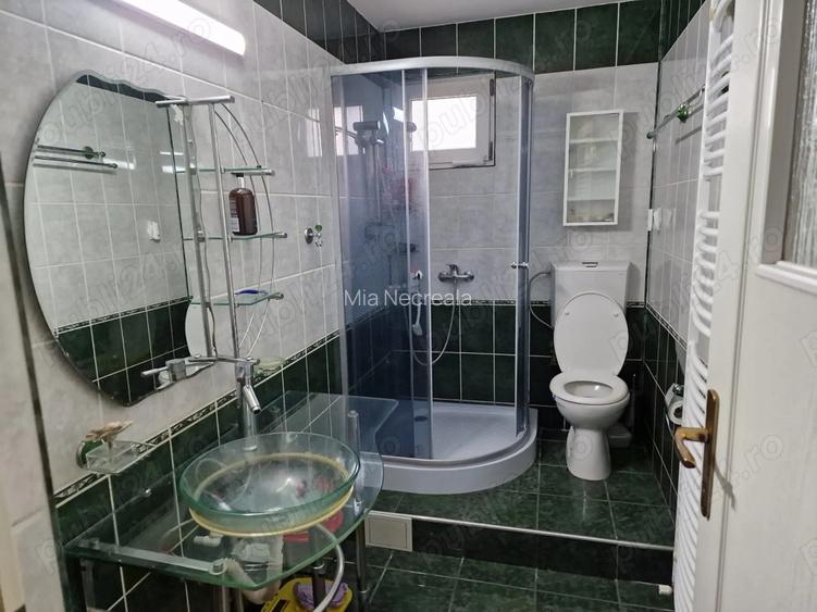 Vand casa Vand casa