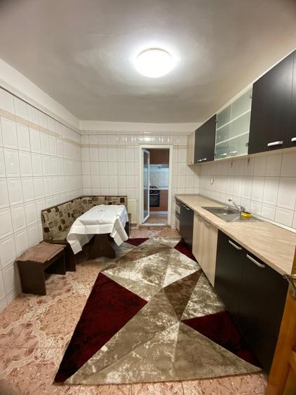 3 camere decomandate, centrala noua, termopan, izolat, 71mp, Piata Sud - 4