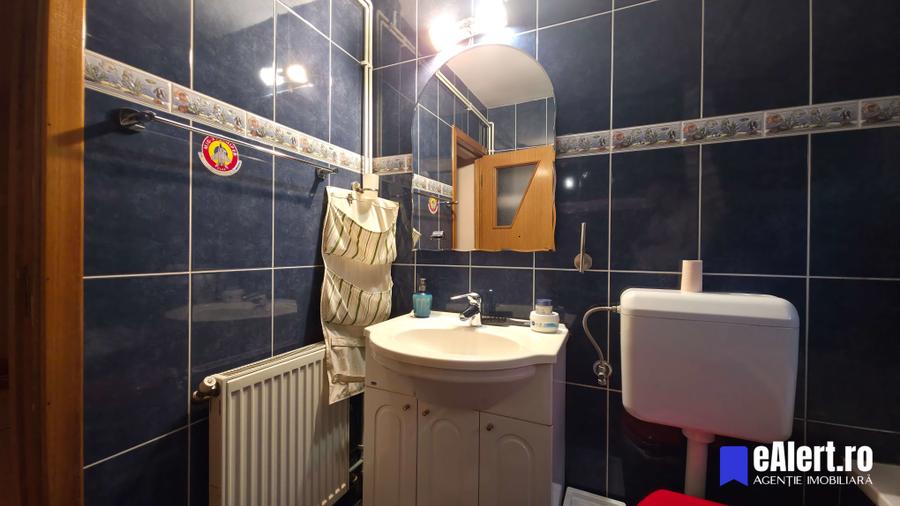 Casă de vânzare, Vatra Luminoasă, zona Str. Victor Manu, sector 2, Bucuresti - 25