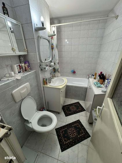 Apartament 4 camere decomandate , etaj 1 , Carpati 2 - 13