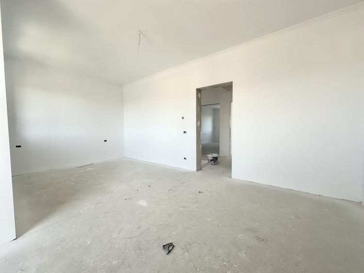 COMISION 0% Duplex despartit prin camera tehnica, 5 camere - Giarmata - 4