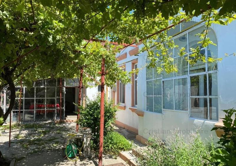 Piata Mare -Casa caramida 4 cam 104mp utili cu teren 290 mp  zona Centrala - 1