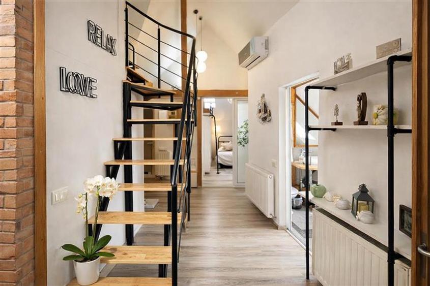 Apartament rustic chic, 3 camere, Centrul Istoric, 98 mp, parcare - 2