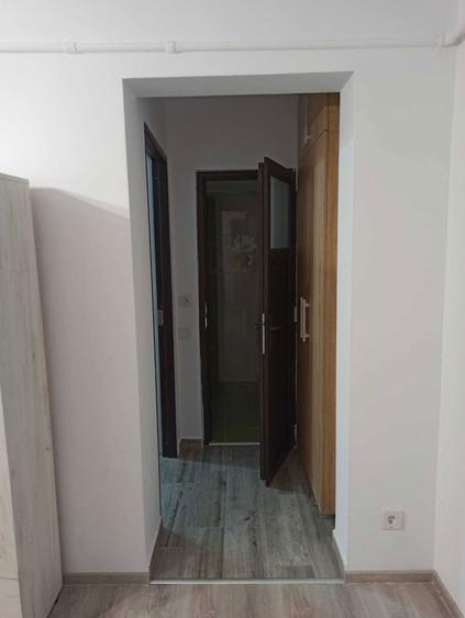 Inchiriere garsoniera complet utilata in zona Ploiesti Vest - 7