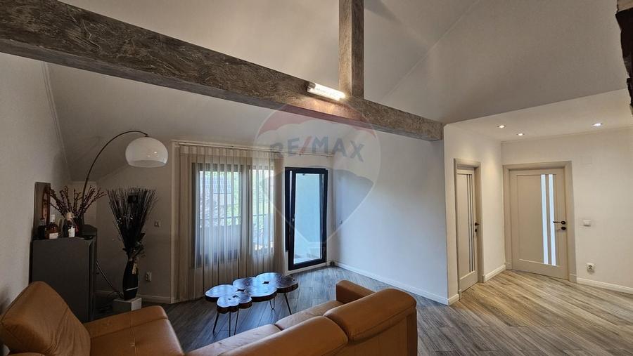 Casă / Vilă cu 7 camere si teren 1000 mp în zona Centrala-Suceava - 36