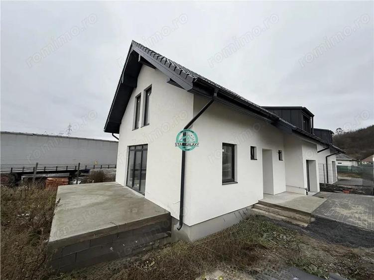 Casa cu 4 camere de vanzare de 130 mp utili, si teren 350 mp, str. Voinicenilor - 1
