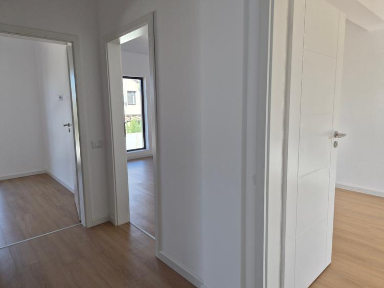 Vila Individuala 5 camere, dormitor parter LA CHEIE! - 23