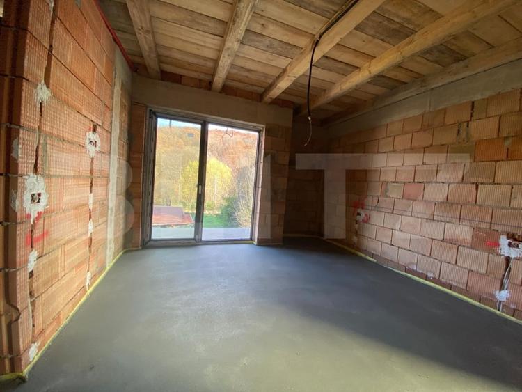 Casa P+E semifinisata cu panouri solare si pompa de caldura zona Roata Faget - 16
