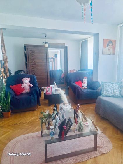 inchiriez apartament 3 camere +mansarda ultra central - 5