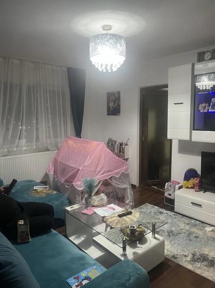 Apartament cu 2 camere nedecomandat în Central