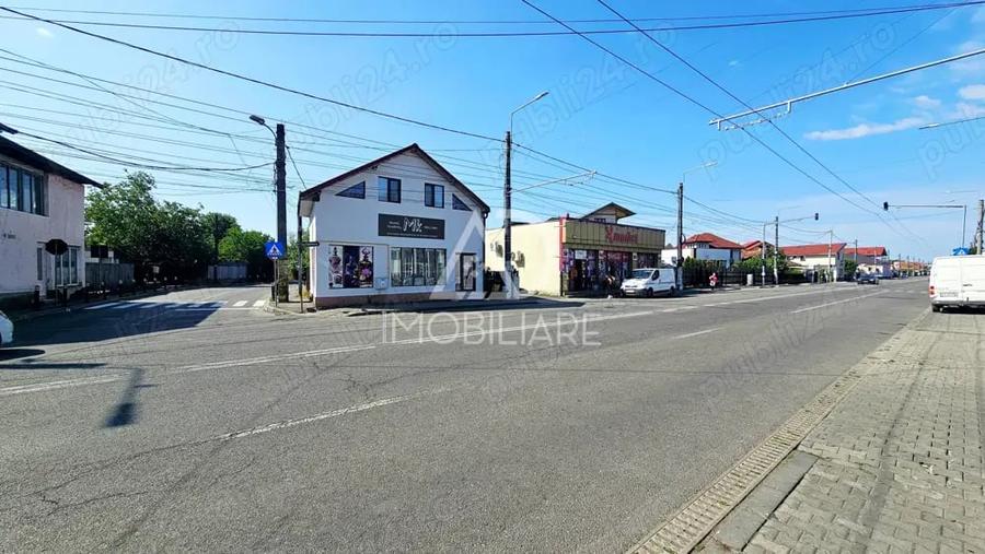 Spațiu comercial, de 290 mp, în Central