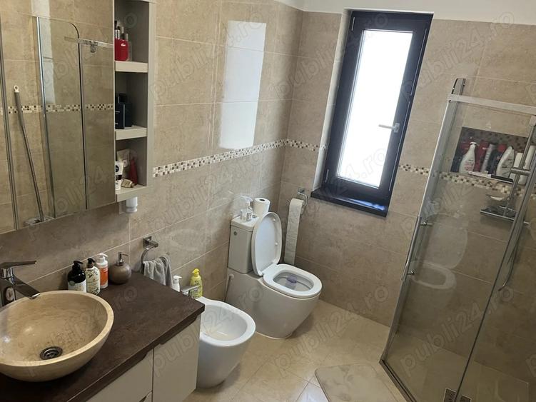 V nd cas modern gata mobilat - 1