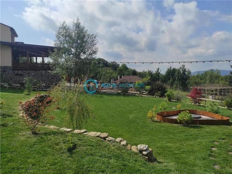 Royal Imobiliare -vanzare vila/ casa de vacanta zona CAMPINA - 2