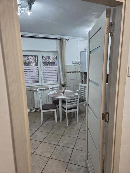 Vand apartament cu 2 camere - 1